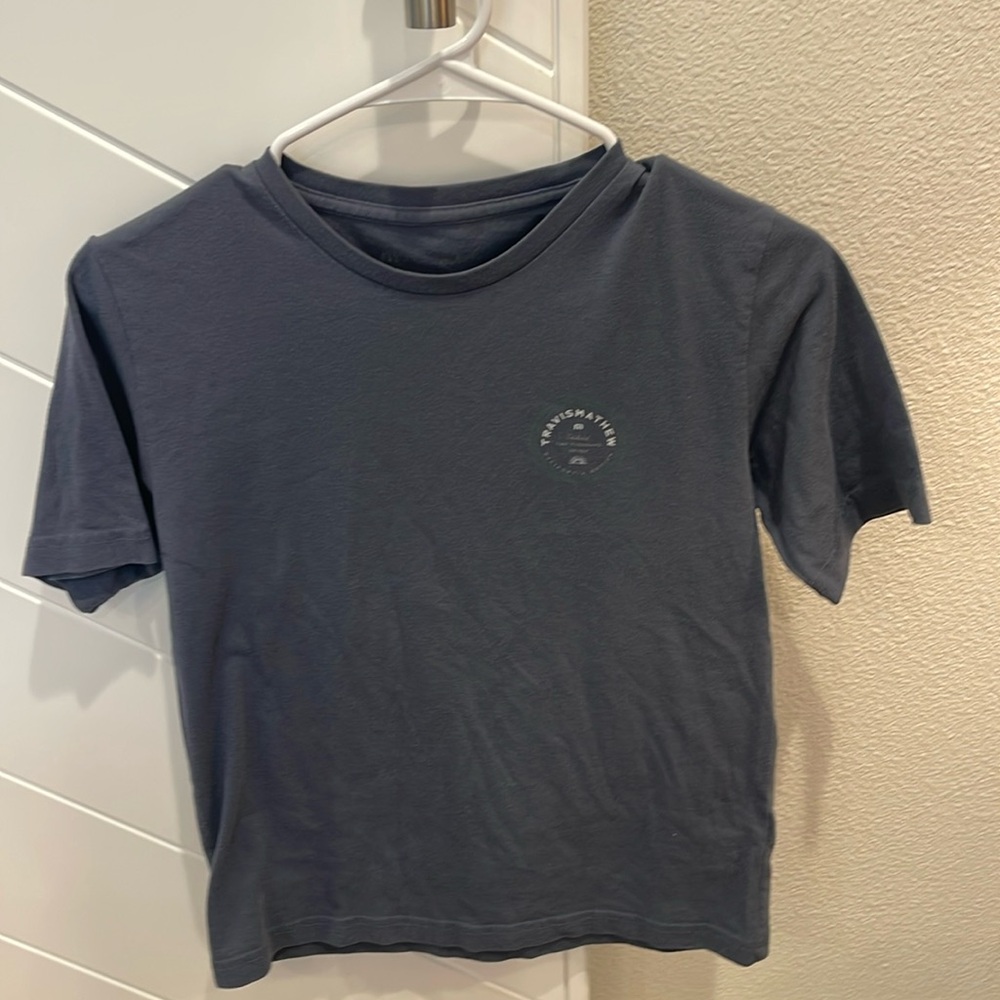 Travis Mathews Youth large T-Shirt